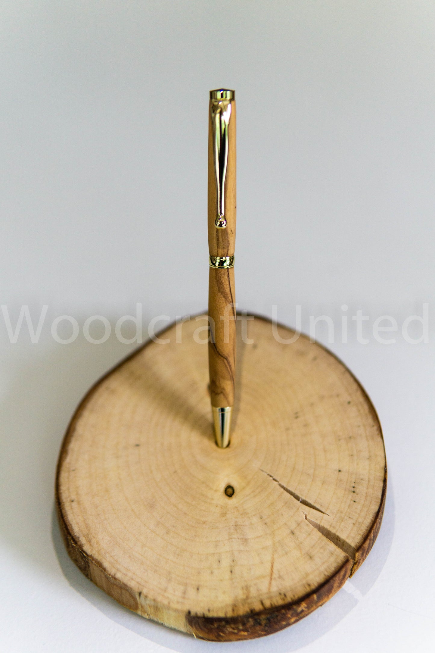 Hand-Turned Italian Olive Wood Pen – Slim Design