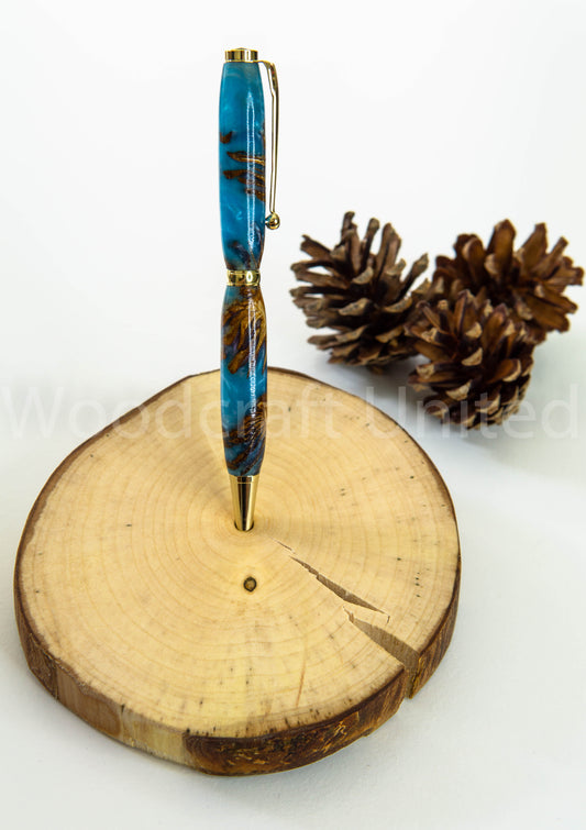 "Handcrafted Pinecone and Resin Pen – A Unique Writing Experience"